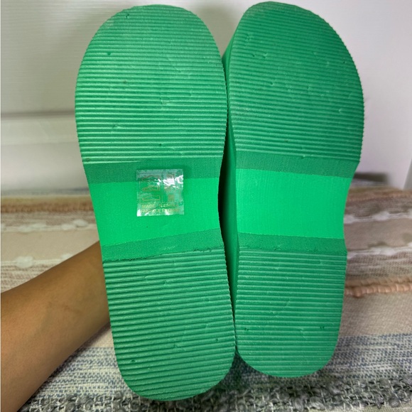 Jeffrey Campbell Vibrant Green Platform Sandals - Picture 2 of 11